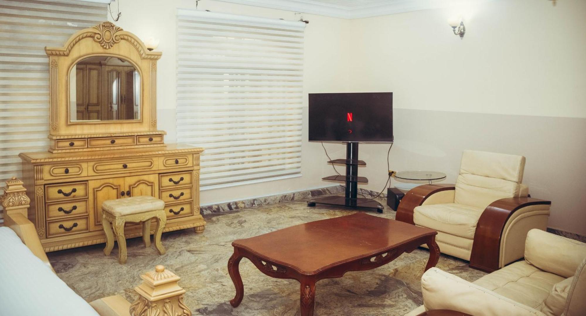 J'S Place อาบูจา ภายนอก รูปภาพ